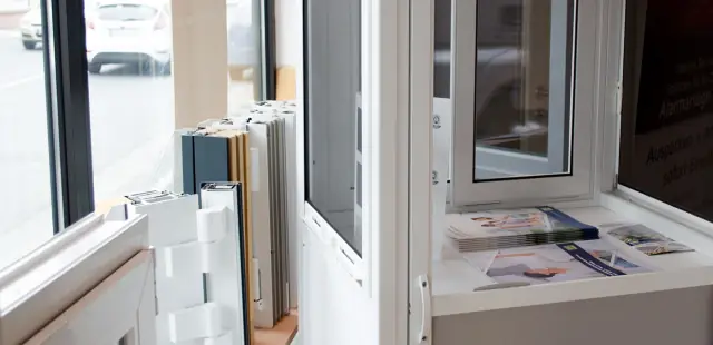 Fensterprofile aus Kunststoff und Holz/Alu im Vergleich